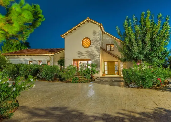 Elva Villa