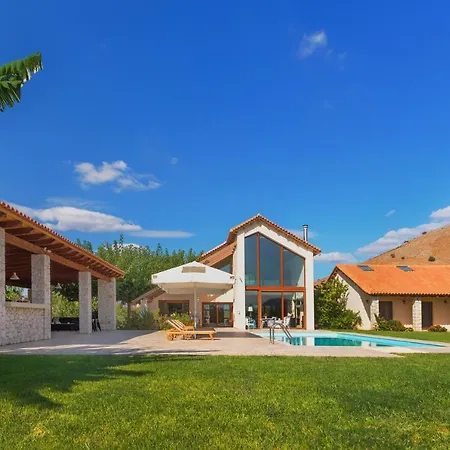 Elva Villa