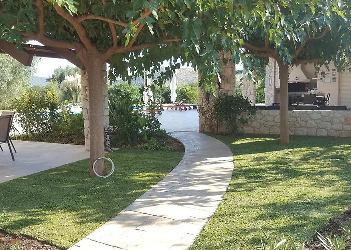 Elva וילה נאפפליו